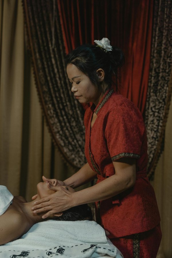 Plongez dans le bien-être : cure ayurvédique avec hébergement